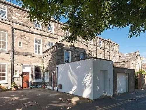Edinburgh Beachfront B&B Bed & Breakfast